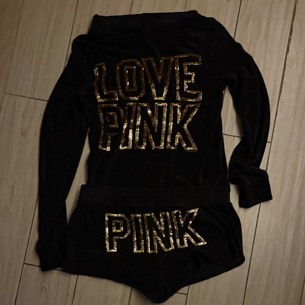 RARE PINK VICTORIAS SECRET Black and Gold BLING TERRY CLOTH SHORT SET
